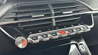 Peugeot 2008 1.2 PureTech 130ch S&S Roadtrip EAT8 — photo 15