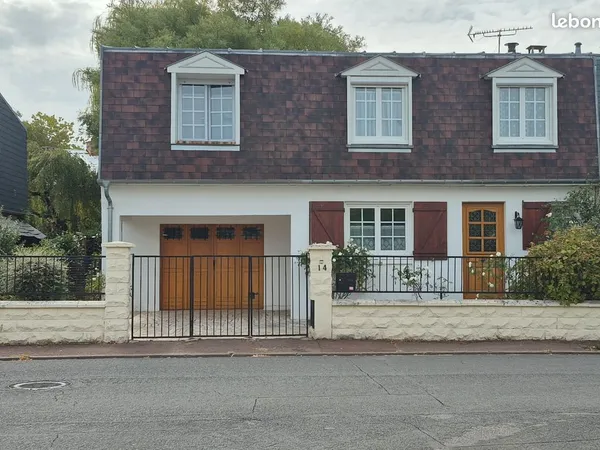 Maison familiale 6 pièces 121 m² - 5 chambres - Combs-la-Ville - Bois l'Evêque