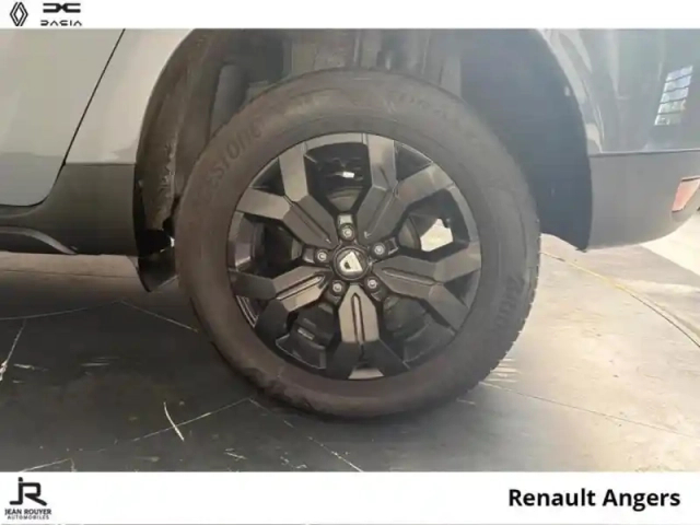 Dacia Duster 1.5 blue dci 115ch extreme 4x2 — photo 8