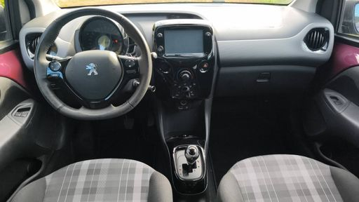 Peugeot 108 1.0 VTi 72 BMP5 - Style – 2018 – 19586 km – Essence – Boîte Robotisée — photo 29
