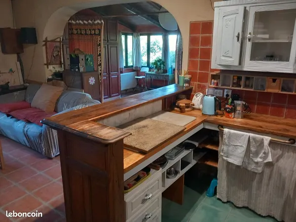 Chambre colocation dans grande maison avec jardin