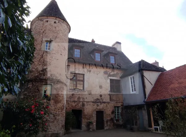 Propriété 10 pièces 270 m²