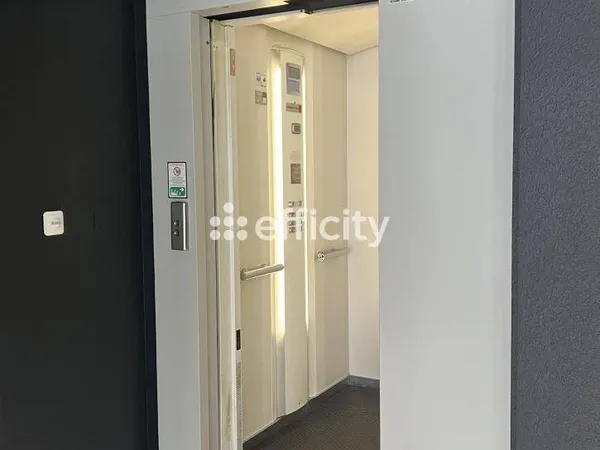Parking 25 m²