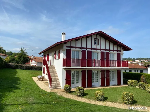 Belle maison basque quartier du golf de la Nivelle