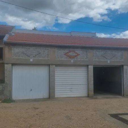 Loue garage ferme box 57 rue de la commanderie a nancy stockage