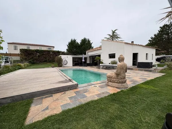 Villa 158,5 m2, 3 chambres , Pertuis 84120