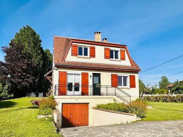 Maison 6 pièces 140 m²