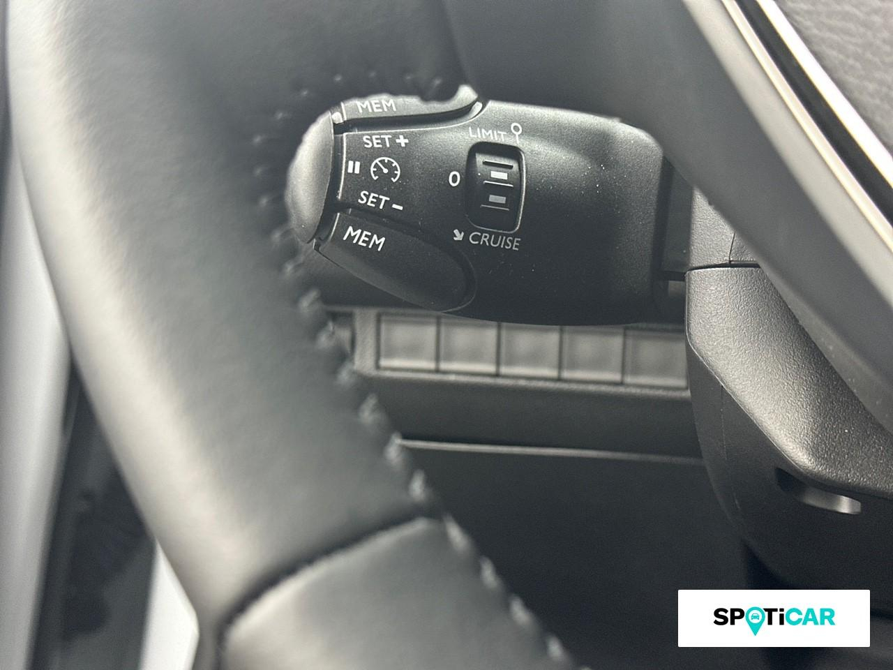 Peugeot 208 1.2 100ch s&s style — photo 18