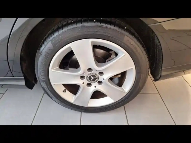 Mercedes Cla 180 d inspiration 7g-dct — photo 25