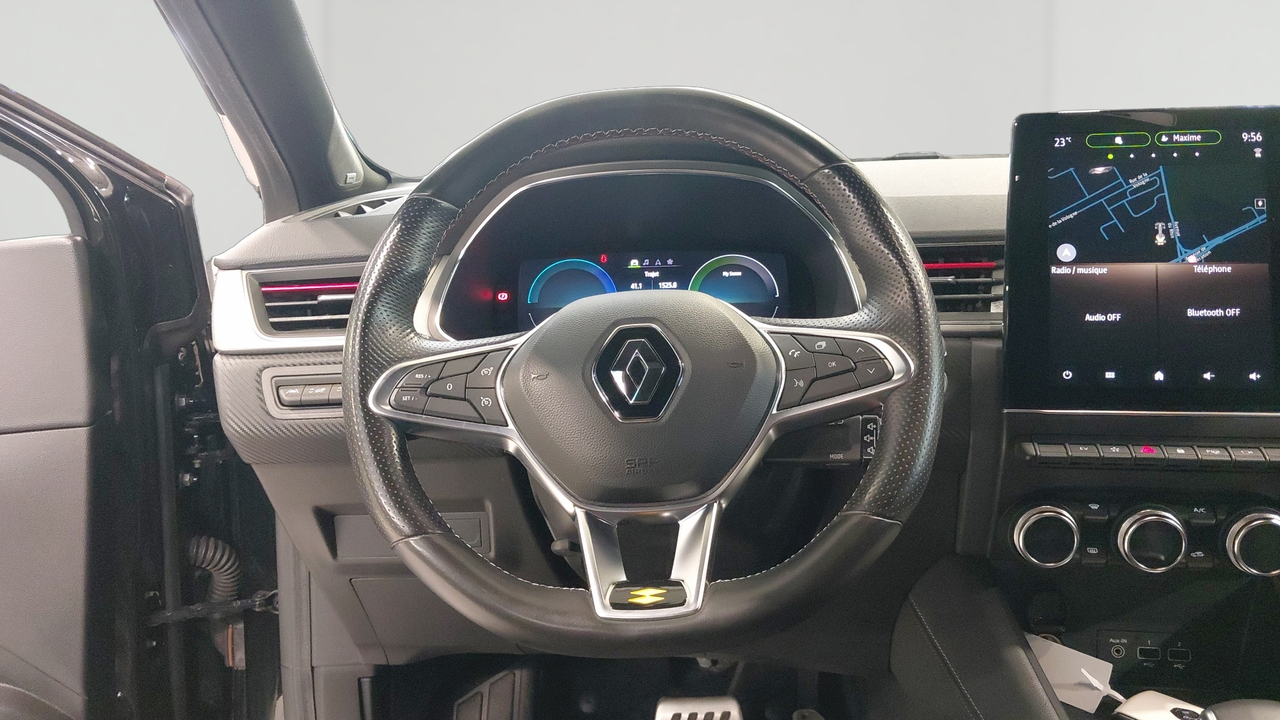 Renault Captur E-Tech Plug-in 160 - 21B — photo 10