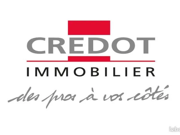 Local 144 m² pau