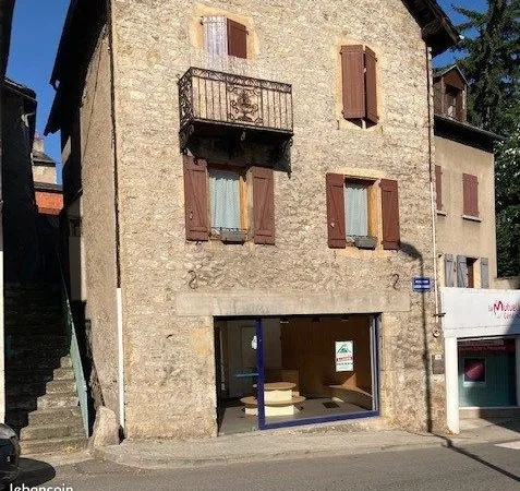 Local 64 m² Mende