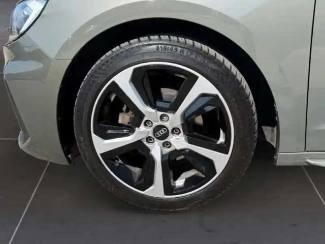 Audi A1 35 tfsi s line — photo 9