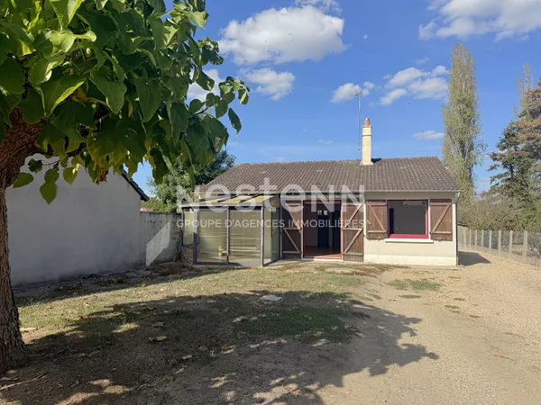 MAISON À LOUER 2 CHAMBRES AVEC GARAGE ET TERRAIN SUR LA COMMUNE DE CHABRIS (36)
