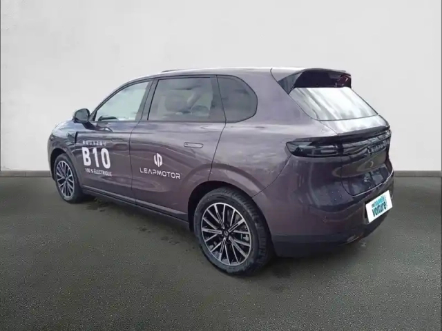 Leapmotor B10 bev 67.1 kwh - 160 kw — photo 7