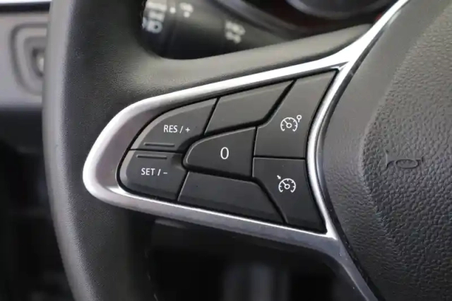 Renault Clio tce 90 — photo 52