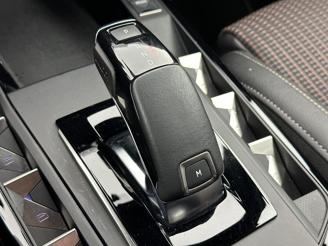 Ds Ds 3 crossback puretech 130 eat8 performance line+ — photo 29