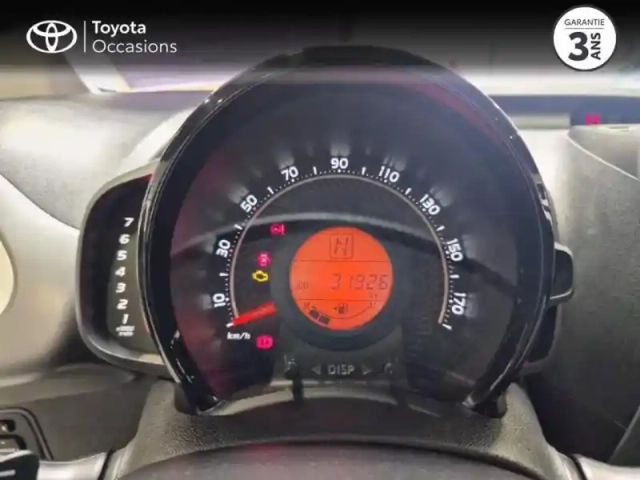 Toyota Aygo 1.0 vvt-i 72ch x-play x-shift 5p — photo 11
