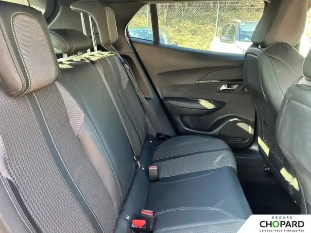 Peugeot 2008 puretech 130 s&amp;s eat8 — photo 20