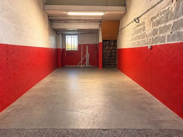 🏢 à vendre - local professionnel 73 m² - puget-sur-argens