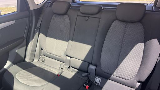 BMW Serie 2 Active Tourer 218d 150 BVA - Lounge – 2015 – 148689 km – Diesel – Boîte Automatique — photo 34