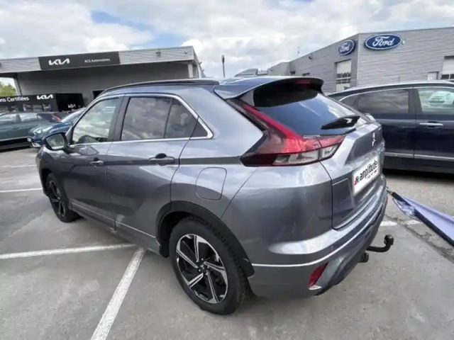 Mitsubishi Eclipse cross 2.4 mivec phev 188ch instyle 4wd — photo 7