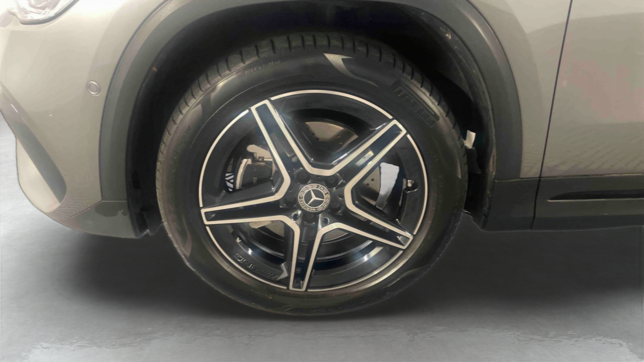 Mercedes GLA 250 e 8G-DCT — photo 13