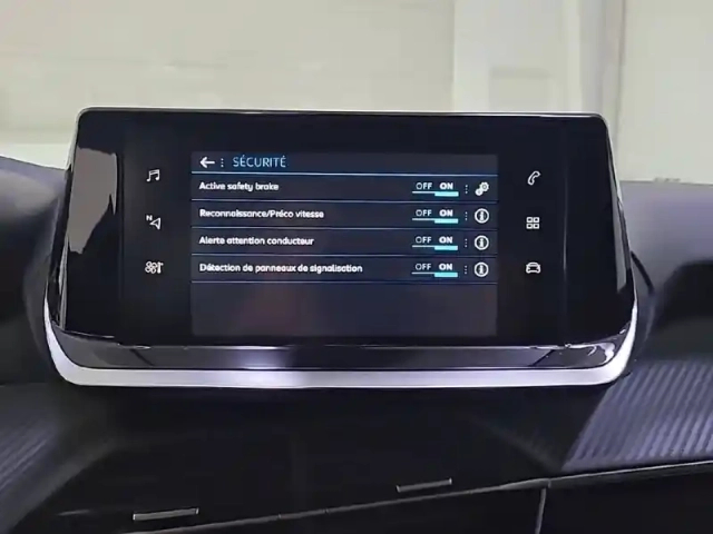 Peugeot 208 puretech 100 s&amp;s bvm6 — photo 28