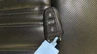 Peugeot 308 PHEV 225ch GT Pack e-EAT8 — photo 16