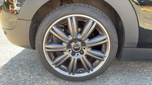 Mini Clubman 1.5 Cooper 136 - Hyde Park – 2017 – 109136 km – Essence – Boîte Manuelle — photo 40