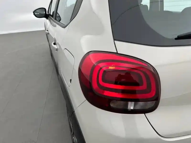 Citroën C3 puretech 110 bvm6 — photo 17