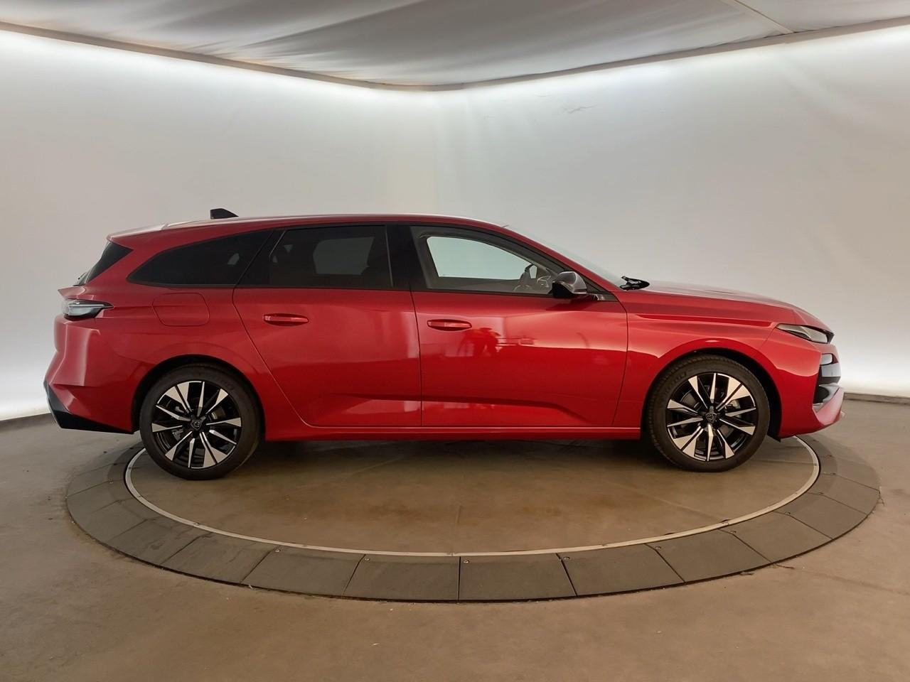Peugeot 308 sw bluehdi 130ch s&s eat8 allure — photo 4