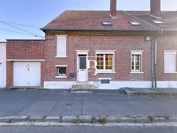 MAISON AVEC POTENTIEL - CAMBRAI (59)