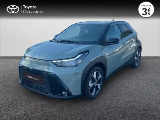 Toyota Aygo X 116h graphic