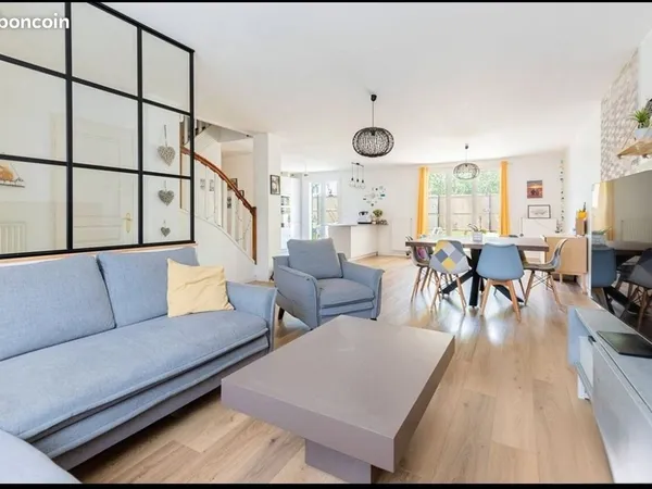 Superbe maison Kaufmann dans résidence privée