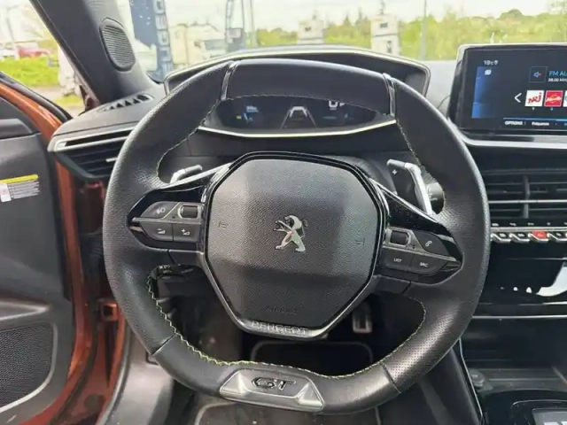 Peugeot 2008 bluehdi 130 s&amp;s eat8 — photo 9