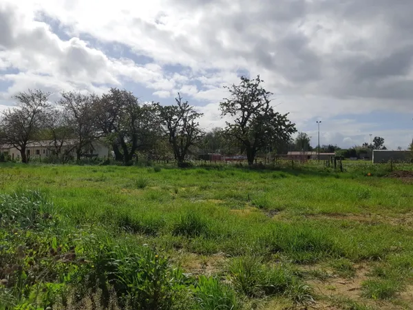Terrain 577 m²