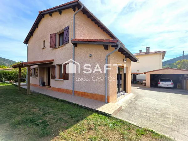 Maison t5 de 136m² avec un jardin de 588m², quartier calme