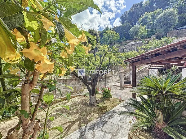 Maison 6 pièces 180 m²