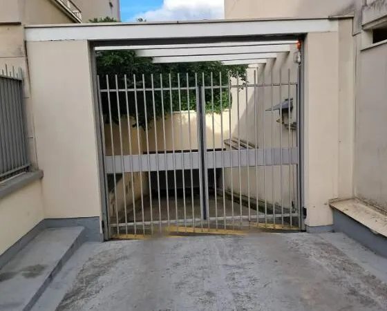 Stationnement Location La Garenne-Colombes 85€