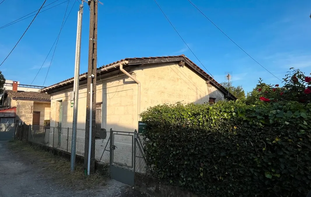 Photo 1