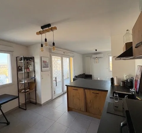 Marseille (13015), Appartement T3, résidence haut de gamme avec terrasse, vue mer