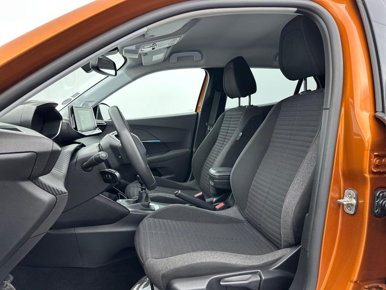 Peugeot 2008 puretech 100 s&s bvm6 style — photo 10