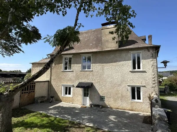 Maison 5 pièces 205 m²