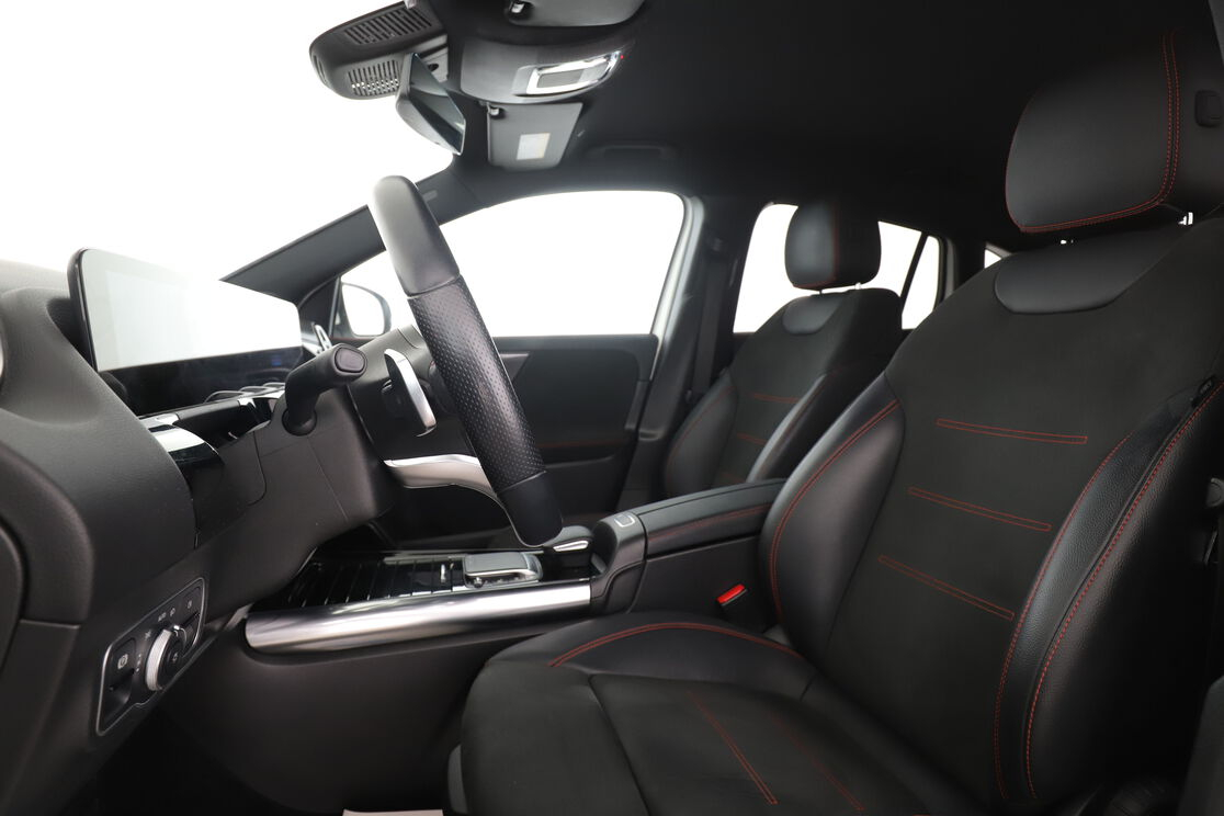 Mercedes-Benz GLA 250 e AMG Line 8G-DCT — photo 9