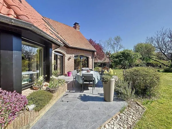 Maison 8 pièces 208 m²