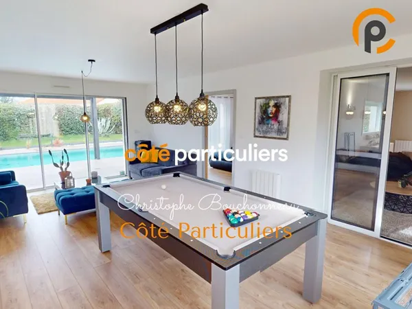 Maison plain-pied piscine 150 m2 - 5 chambres