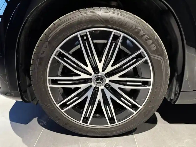 Mercedes Eqs suv 580 4matic — photo 40