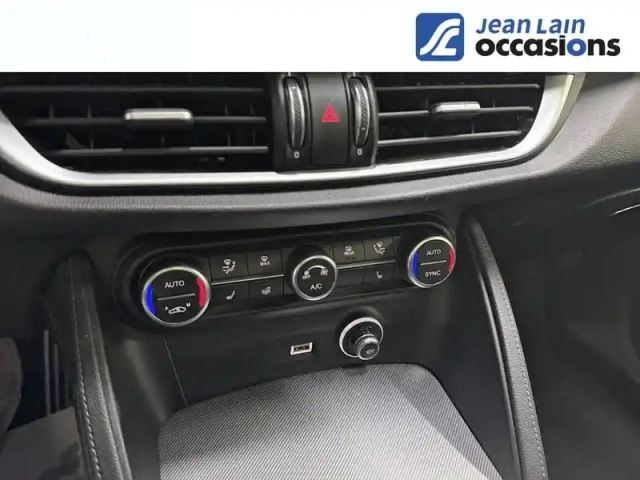 Alfa Romeo Stelvio 2.2 210 ch q4 at8 — photo 14