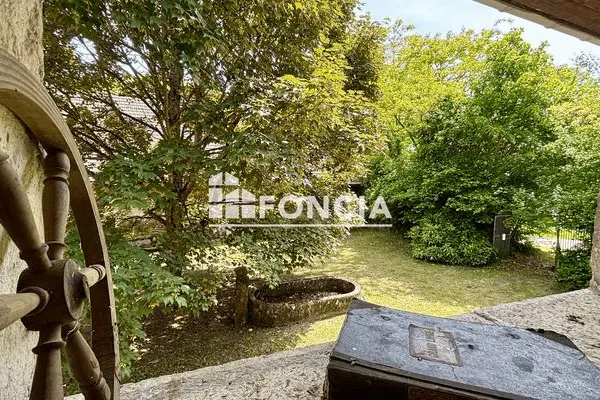 Maison 6 pièces 500 m²